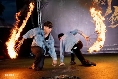 Pineapple Tetrapod Performance Photo