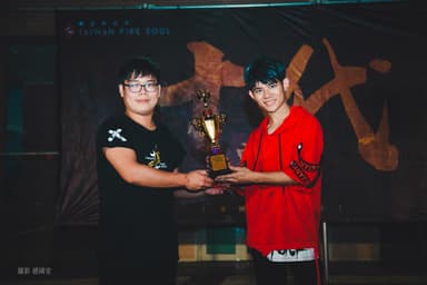 Pineapple Tetrapod Performance Photo