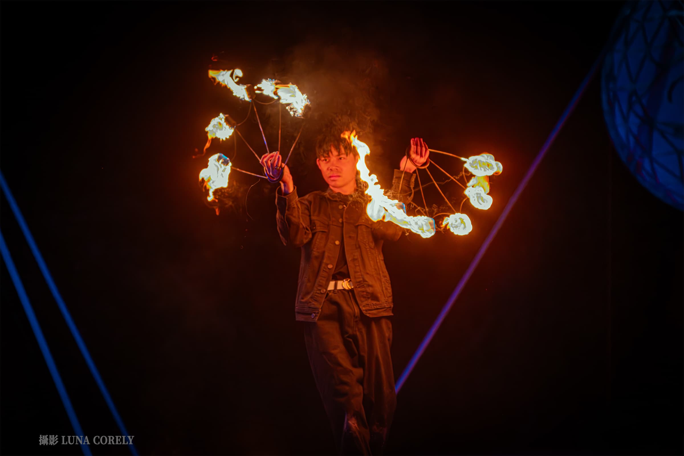 Pineapple Tetrapod Performance Photo